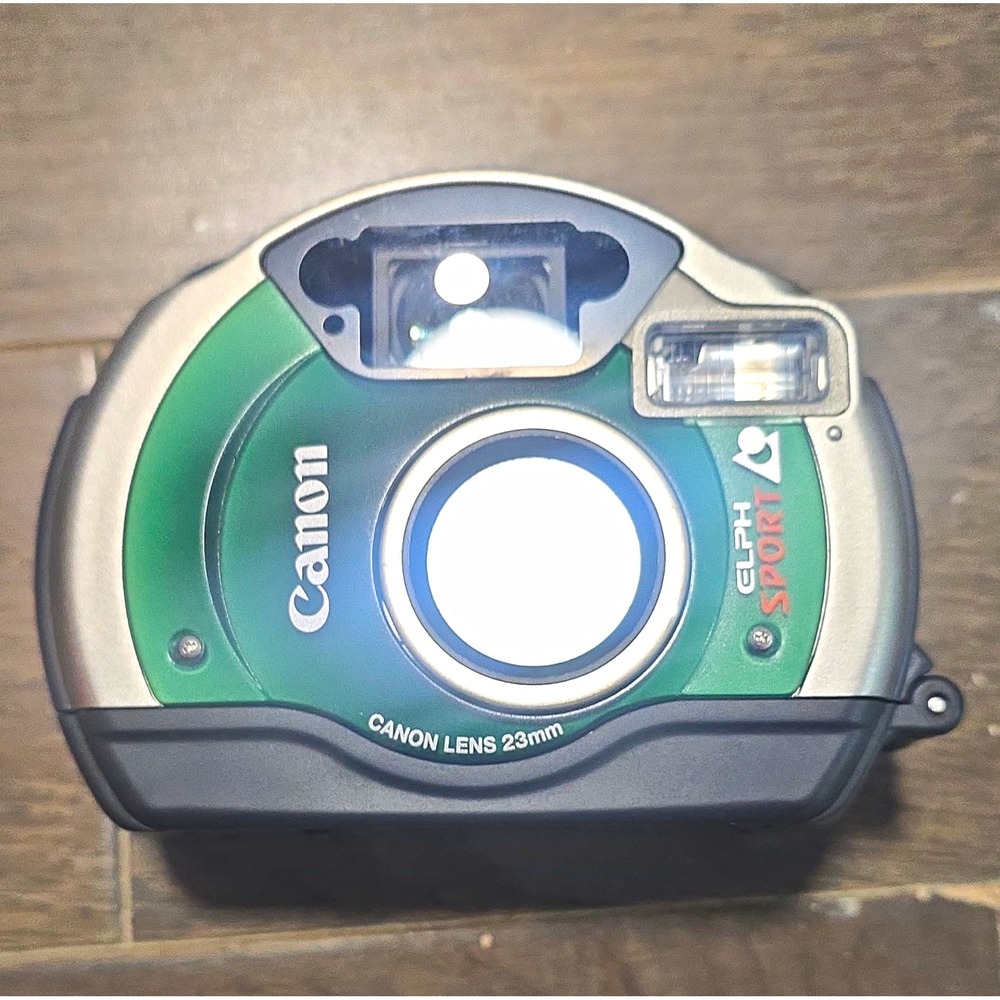 Canon ELPH Sport APS Point & Shoot Film Camera Auto Focus Flash w/ Case
